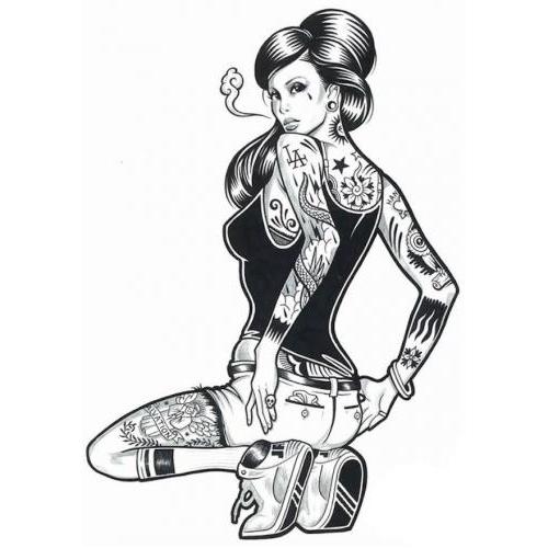 Sexy tattoo lady